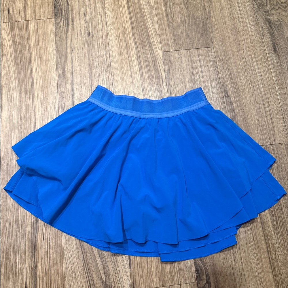 BLUE LULULEMON SKIRT SIZE 6
